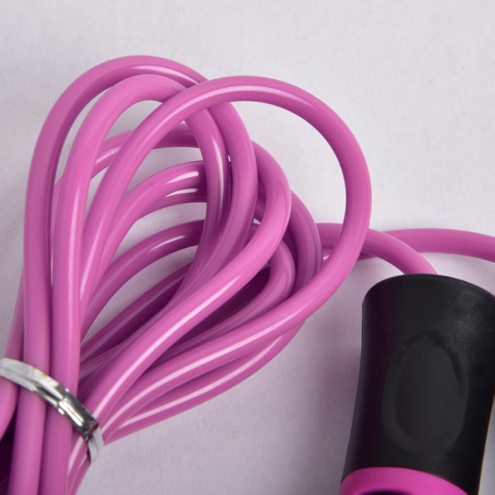 Jump Rope w/ soft grip handles. S15